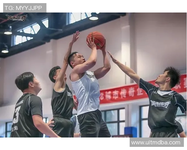 足球传奇球星全身形象艺术创作展示与风采刻画